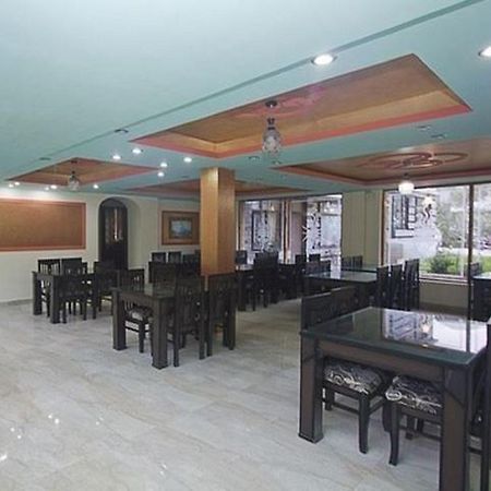 The Grand Welcome Hotel Manāli Екстериор снимка