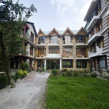 The Grand Welcome Hotel Manāli Екстериор снимка